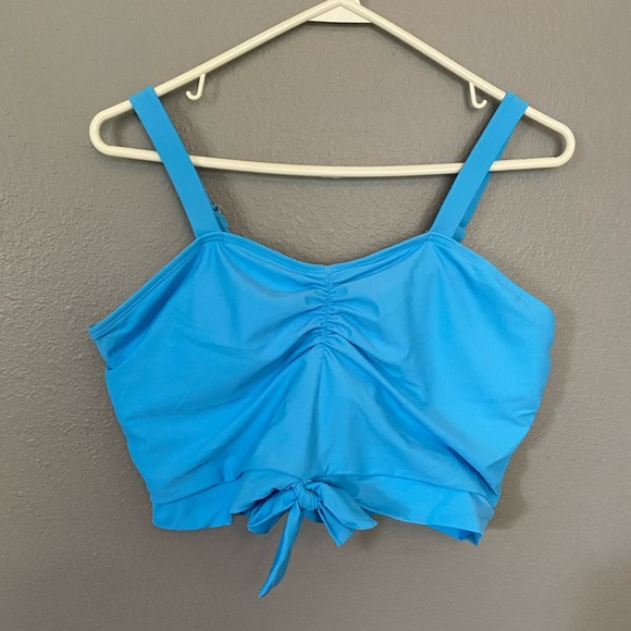 Swimsuit, never worn - Picture 2 of 3